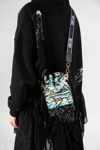 Image 4 of BOLSO JOYA JADE