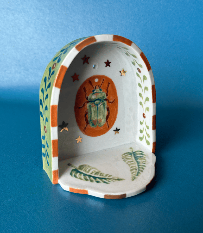 Image of Porcelain Beetle God Altar