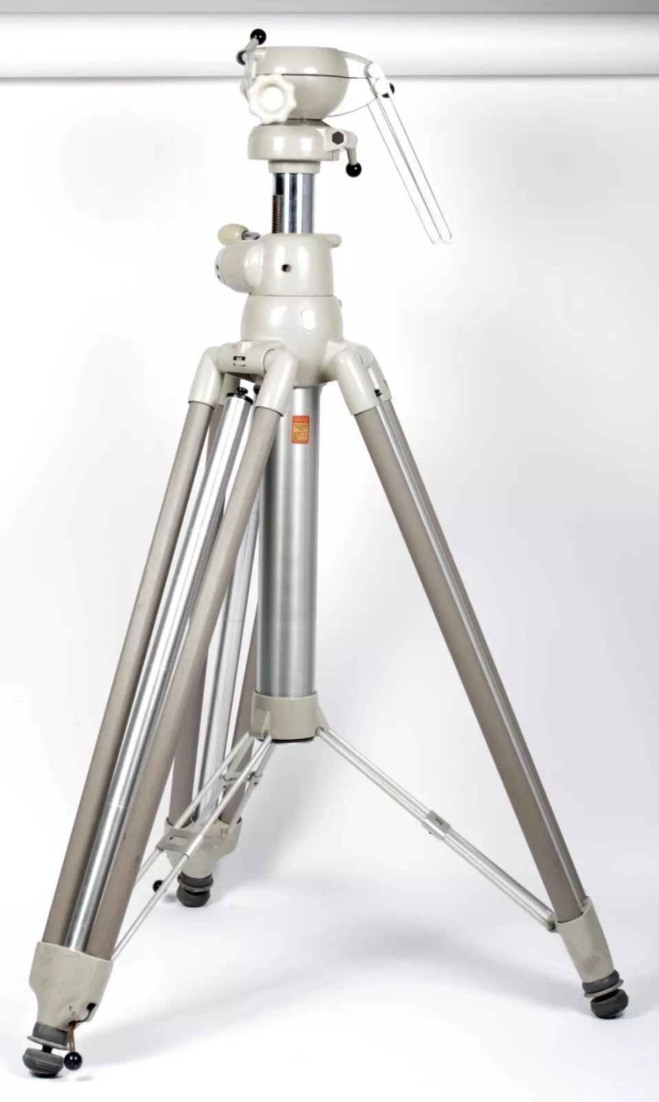 Image of Linhof Professional R heavy duty tripod