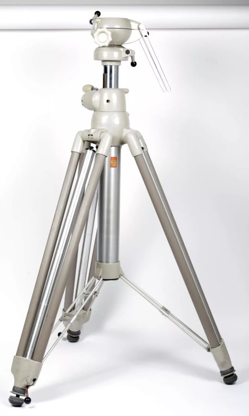 Image of Linhof Kardan 8X10 studio camera + lensboard adapter | Linhof Professional R heavy duty tripod