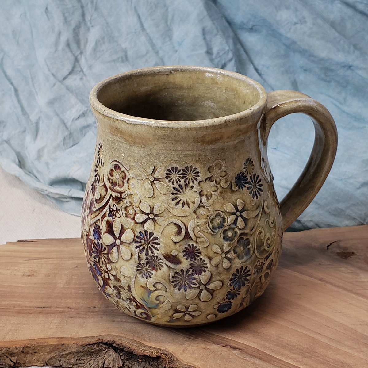 Image of Mountain Flower Honey Big Hug Mug