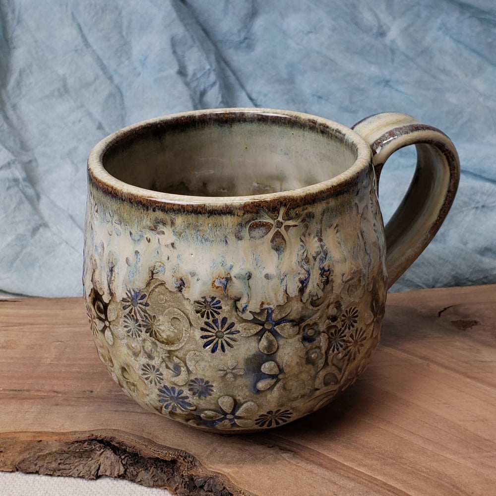 Image of Mountain Flower Honey Globe mug