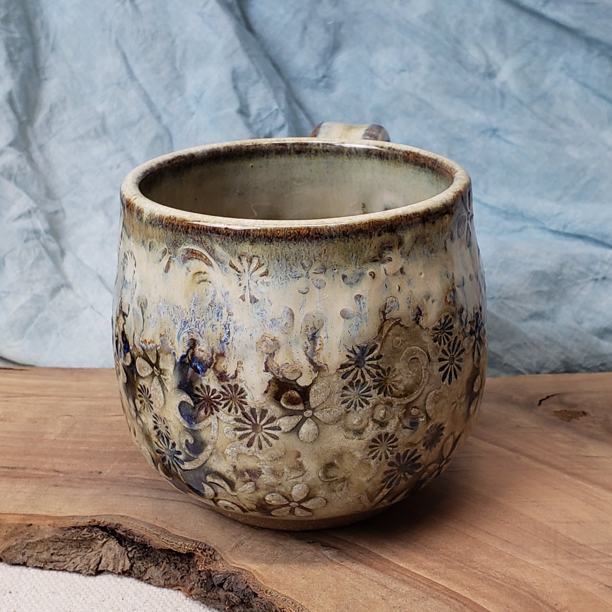 Image of Mountain Flower Honey Globe mug