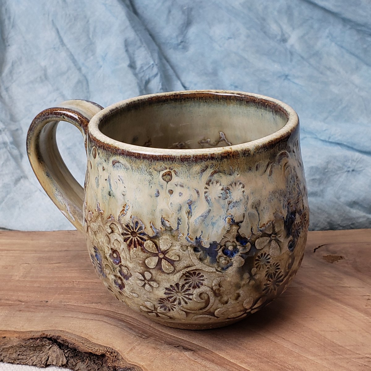 Image of Mountain Flower Honey Globe mug