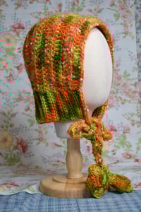 Image 1 of Lucky Star Bonnet (Orange + Green)