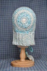 Image 4 of Lucky Star Bonnet (Icy Blue + Cream)