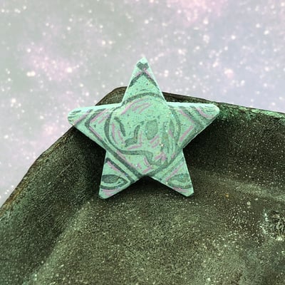 Image of Pale Green Light Purple and Gray Skull Pin