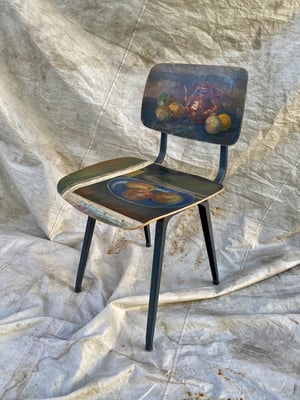 Image of painting chair - still life