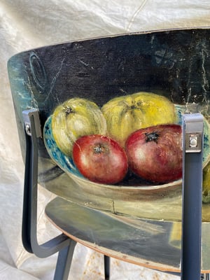 Image of painting chair - still life