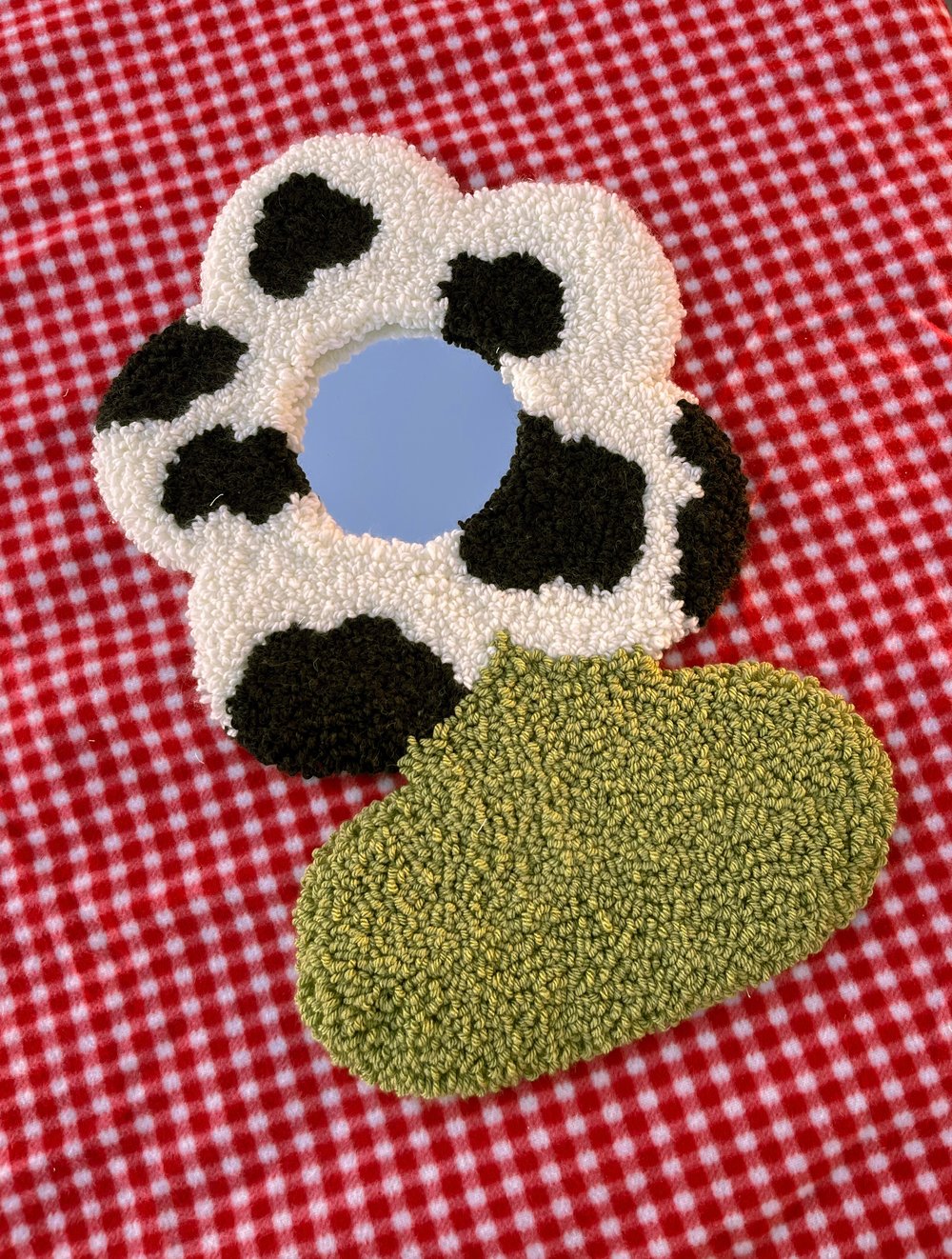 Image of Flower moo mirror