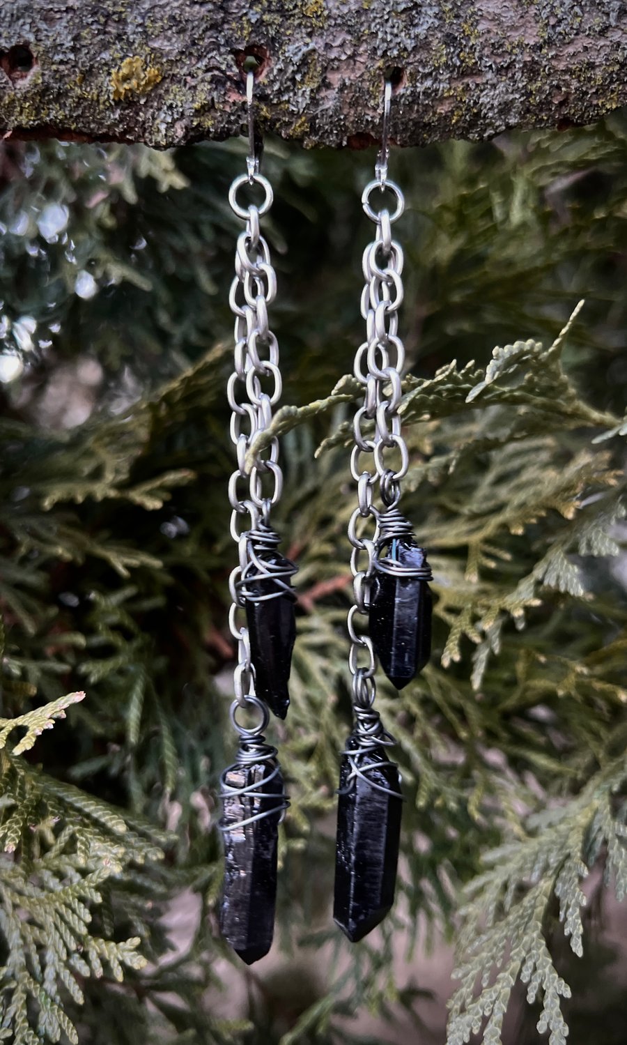 Image of BLACK QUARTZ CHAIN EARRINGS