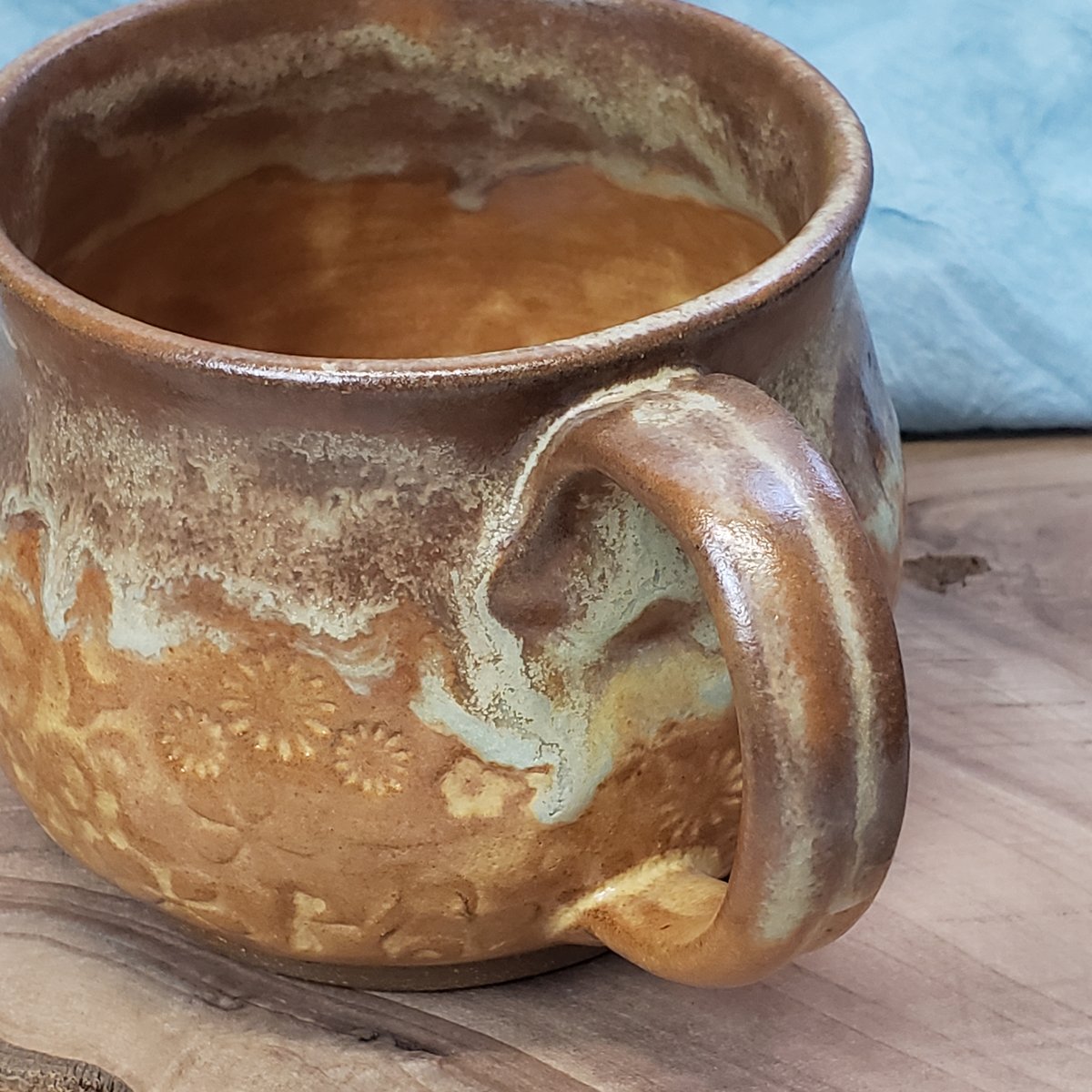 Image of Mountain Flower Honey mug: Sunflower blossom glaze