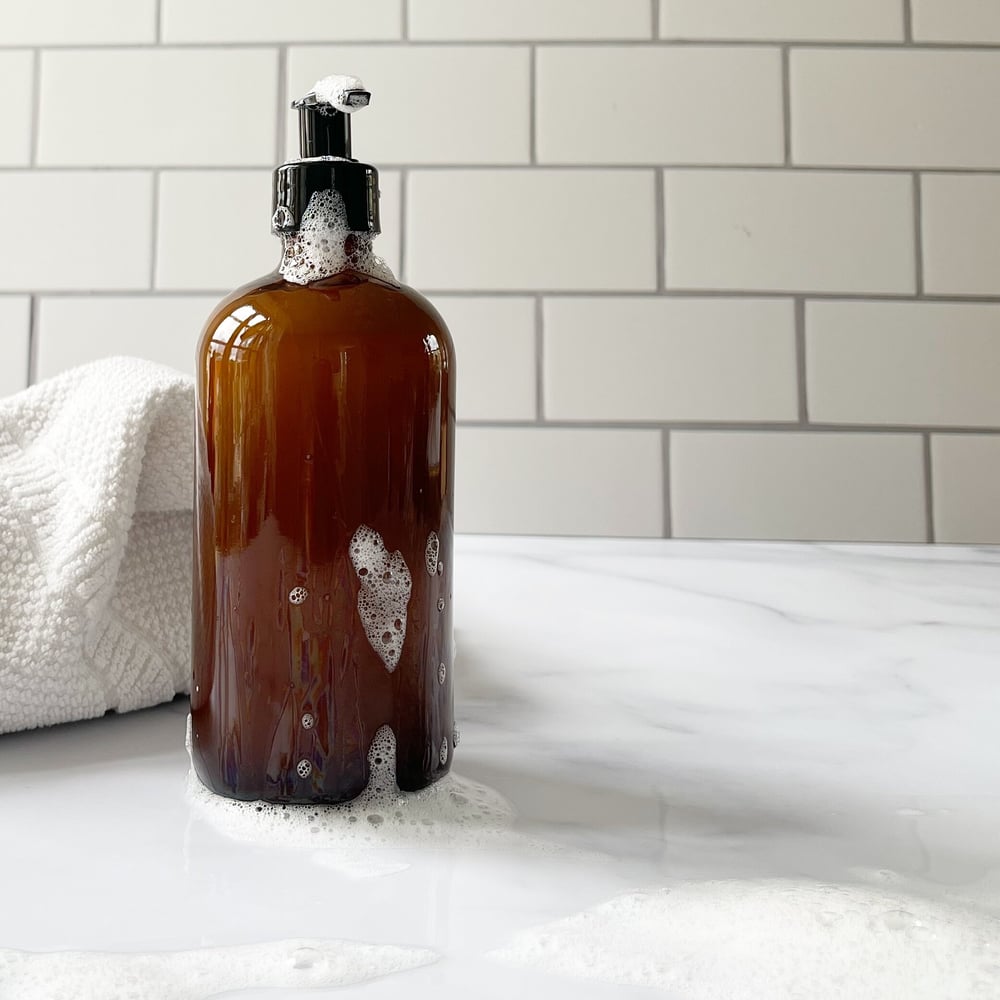Image of Shampoo and conditioner kit