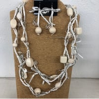 Cream and white beaded necklace