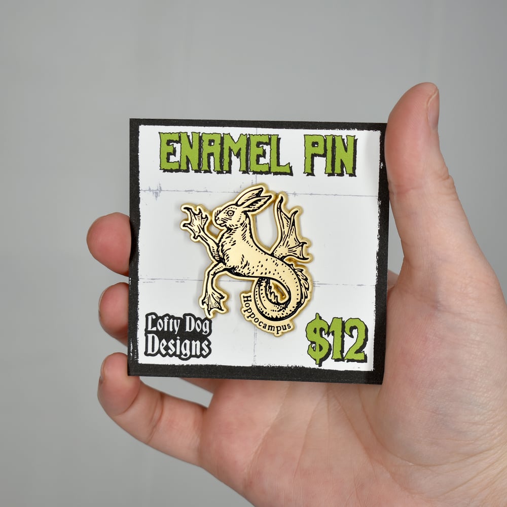 Hoppocampus Enamel Pin