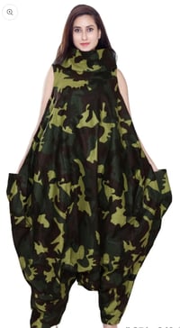 Camo sleeveless jumpsuit