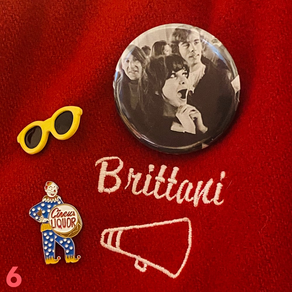 Image of Girl Groups & Girl Singers buttons! (Volume II)