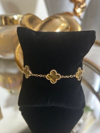 Image 9 of Kata Clover Bracelet