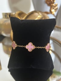 Image 10 of Kata Clover Bracelet