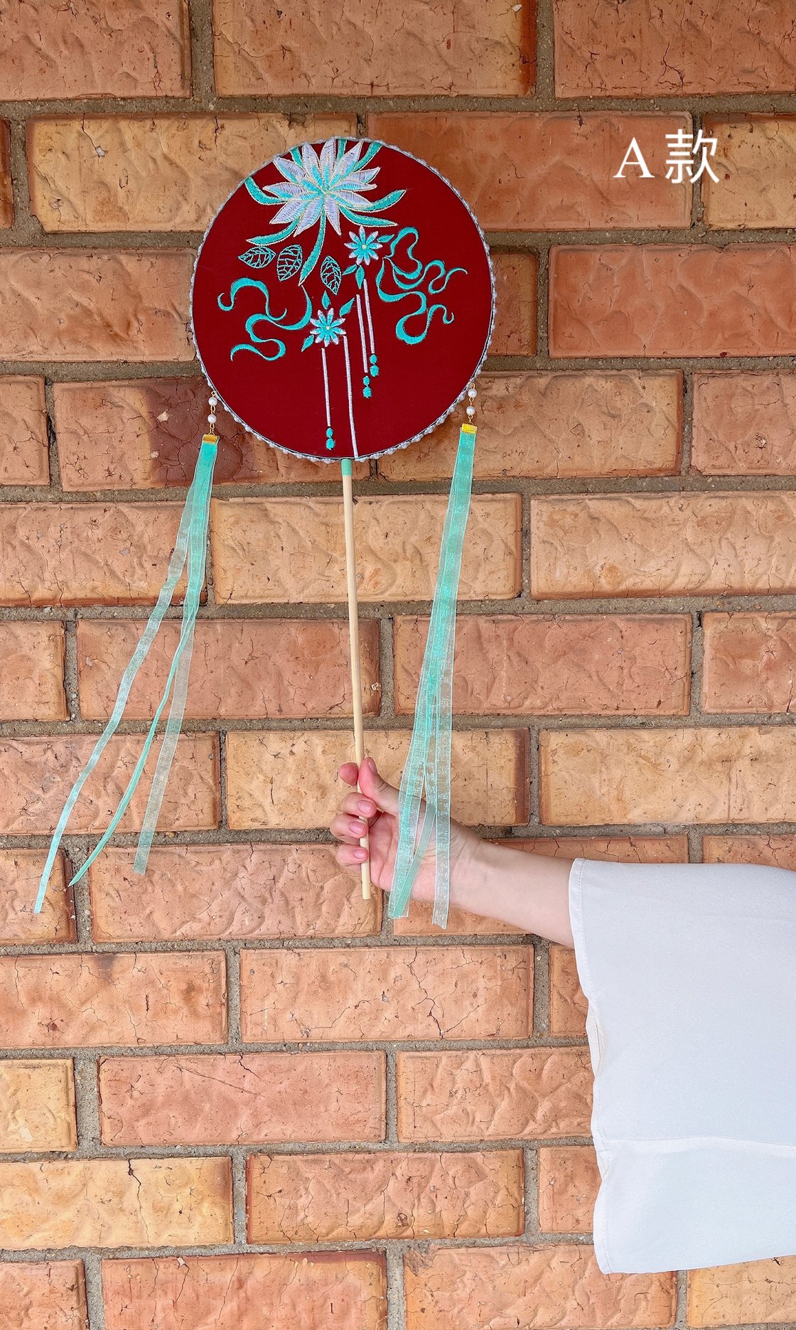 Image of Museum Co-branded Chinese Traditional Handmade Silk Woven Fan - Lotus