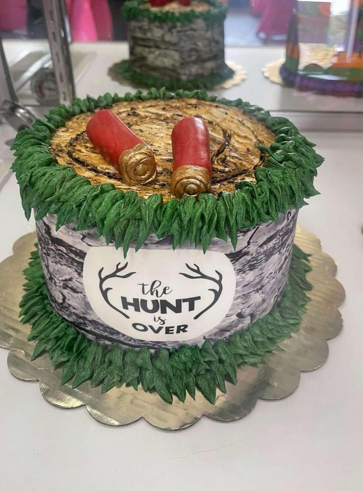 Image of 10-Inch Custom Cake