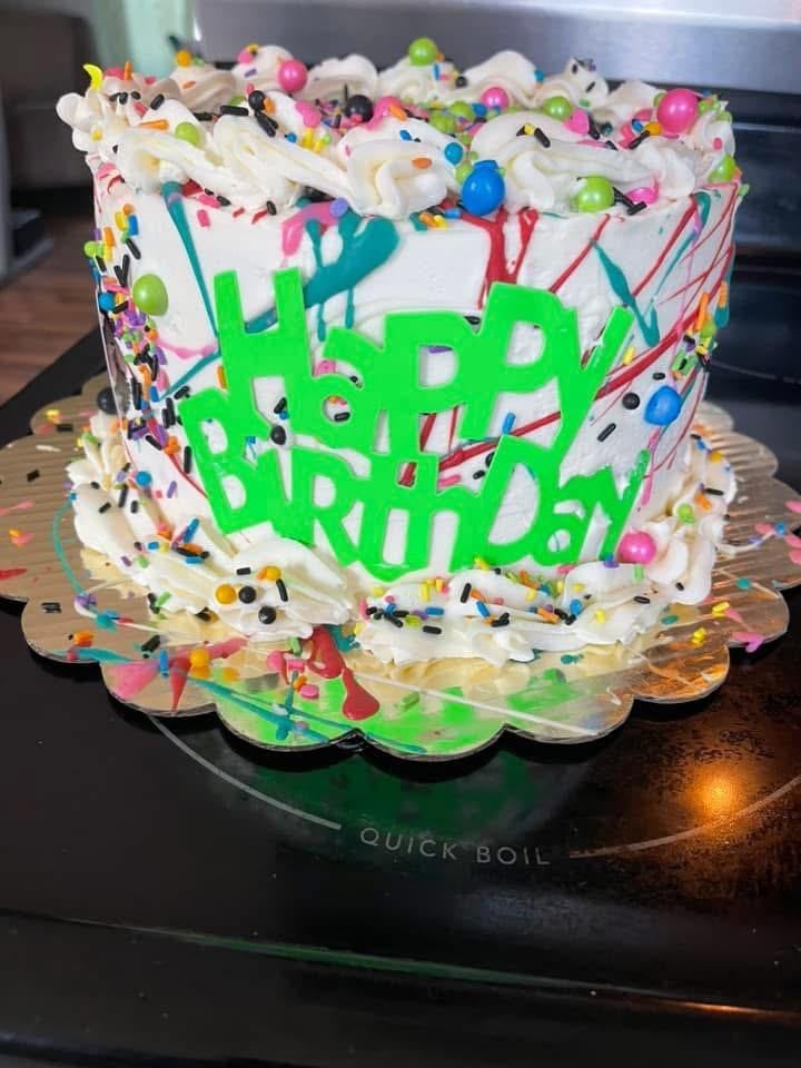 Image of 8-Inch Custom Cake