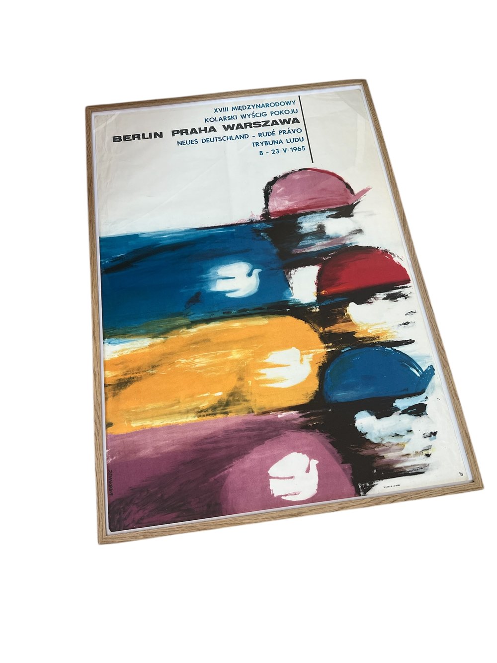 XVIII International Peace Race  Poster made in 1965 by Urbaniec Maciej