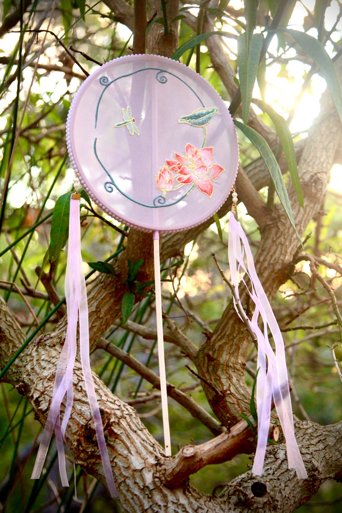 Image of Museum Co-branded Chinese Traditional Handmade Silk Woven Fan - Lotus & Dragonfly