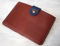 Image 2 of Card holder naturel and bordeaux