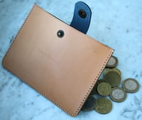 Image 4 of Card holder naturel and bordeaux