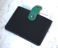 Image 3 of Card holder in cognac and black