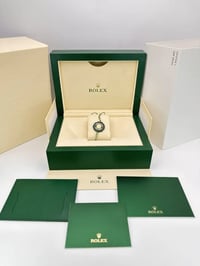 Image 2 of Rolex Box und Papiere