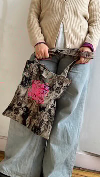 Image 4 of Sac chatons MAKE PUSSY rose fluo