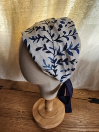 Image 2 of Linen Blue & White Vine Print Cover