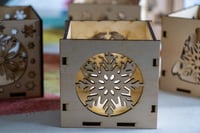 Image 6 of Mini Snowflake candle holder