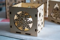 Image 9 of Mini Snowflake candle holder