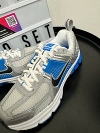 Image 3 of Nike Vomero 5 Blue/Silver