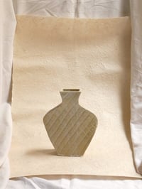 Image 3 of Vase Raffinée