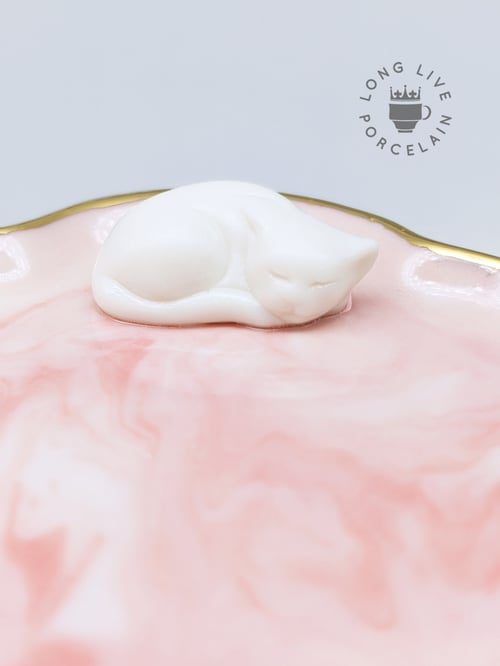 Image of Pink Marble 18k Gold Cat Ring Dish