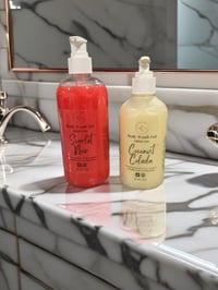 Image 6 of Moisturizing Face & Body Wash/Hyaluronic Acid