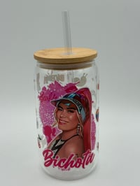 Image 4 of 16oz Karol G glass tumbler