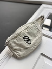 PineNut HipBag