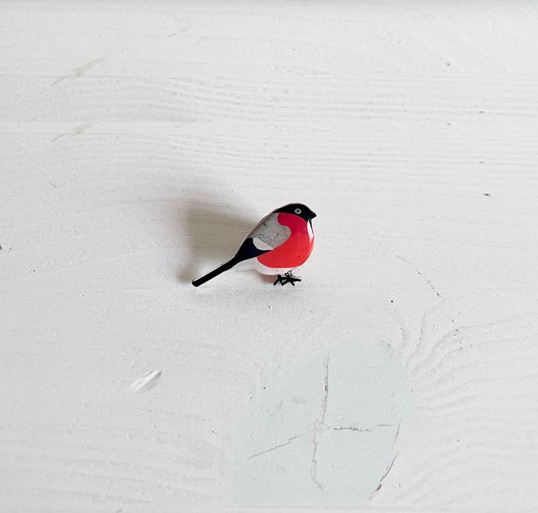 Bullfinch - Birds from UK - Handmade Pin 