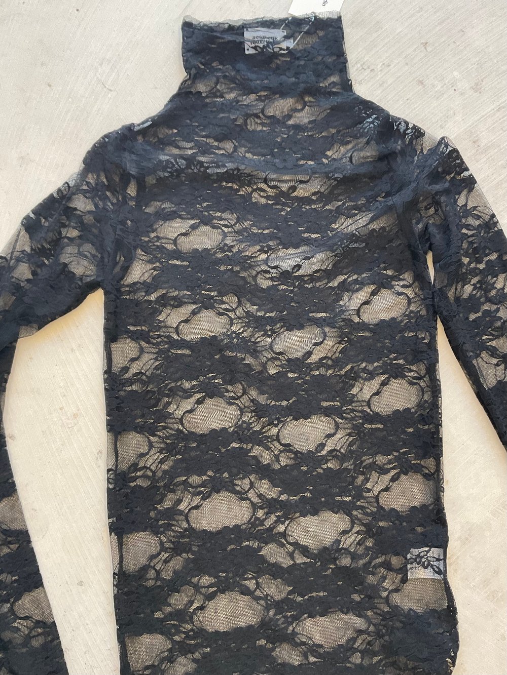 Black lace high neck long sleeve top 