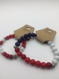 Image 2 of Assorted color beads bracelets