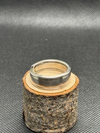 Image 1 of Simple Band Ring Size