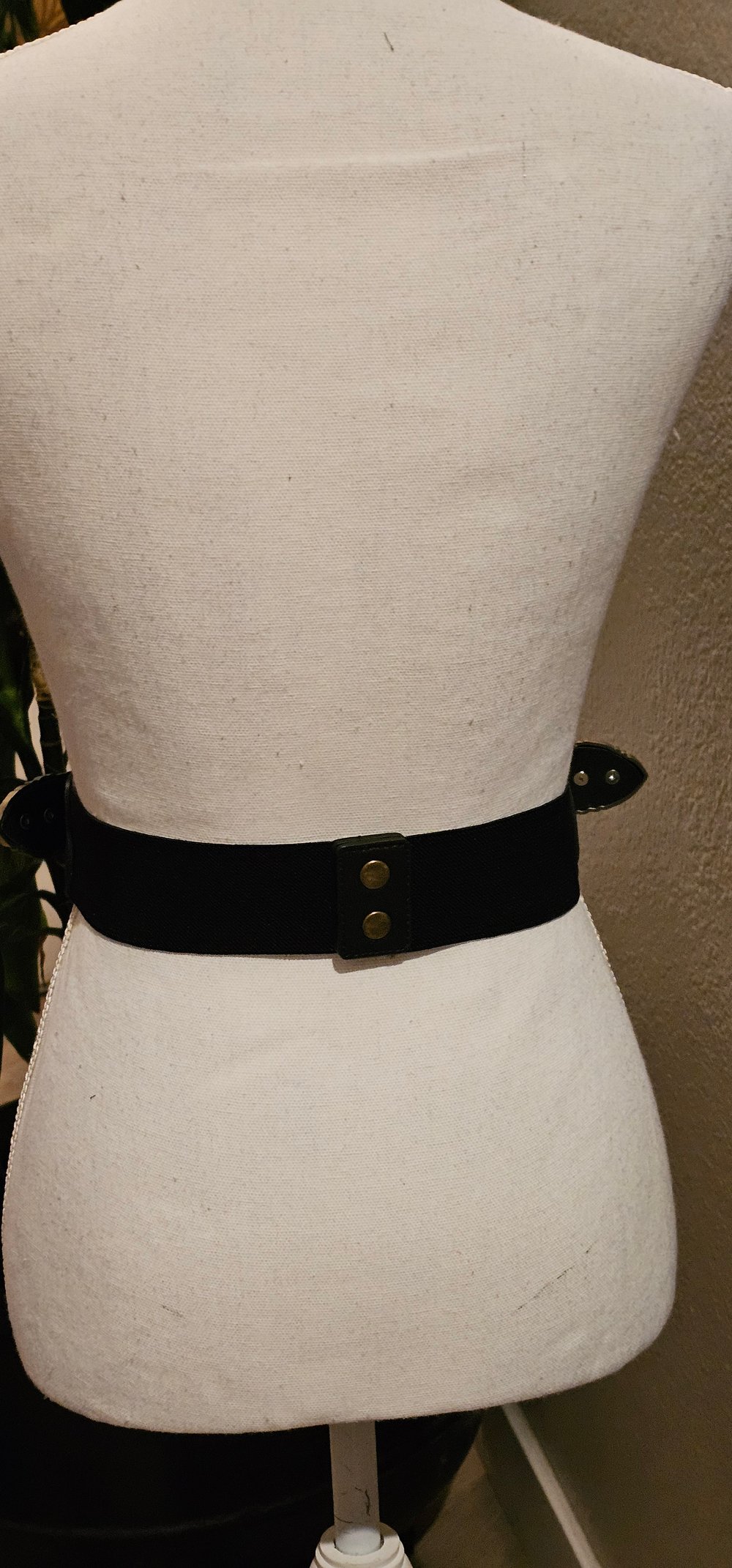 Elasticated Leather Western Buckle Belt