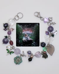 sparklemuffin / suki waterhouse bracelet