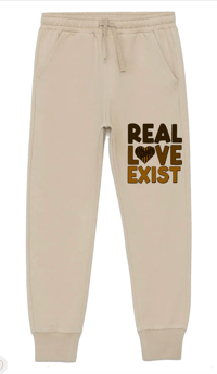 Image 4 of "Real love exist"