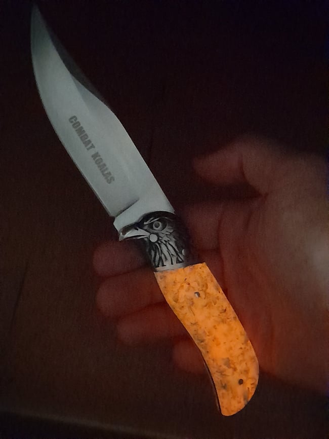 Fixed Knife Glow in the Dark with Nylon Sheath for Camping Hunting Light Absorbing Resin
